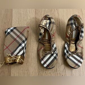 Burberry Bronze Quilted Ballerina travel slippers with a bag